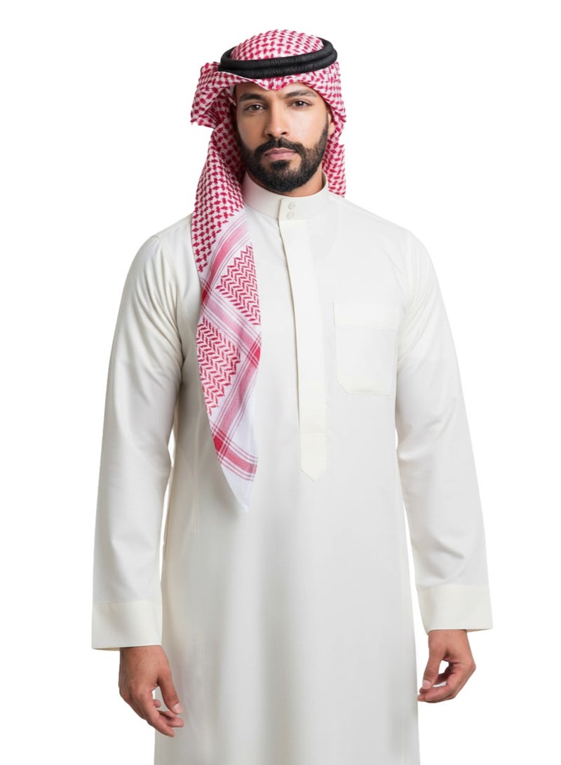 راحمة كوليكشنز ثوب رجالي سعودي أصيل من رحمة - كندورة/جبة كلاسيكية مصنوعة يدويًا من قماش ياباني فاخر، بياقة صلبة، وفتحة أمامية، وجيب على الصدر، مصنوع من خامة خفيفة الوزن تسمح بمرور الهواء ولطيفة على البشرة، لتوفير راحة فائقة. - Image 4